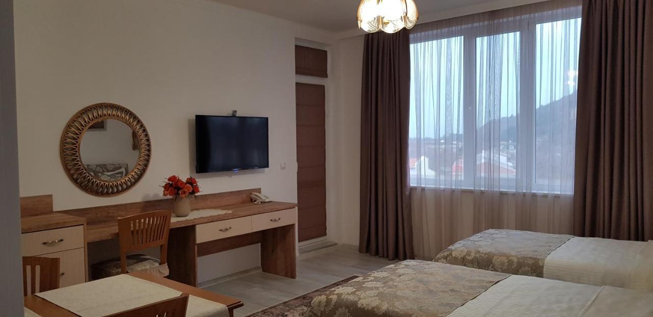Hotel Olympus Plaza 4*
